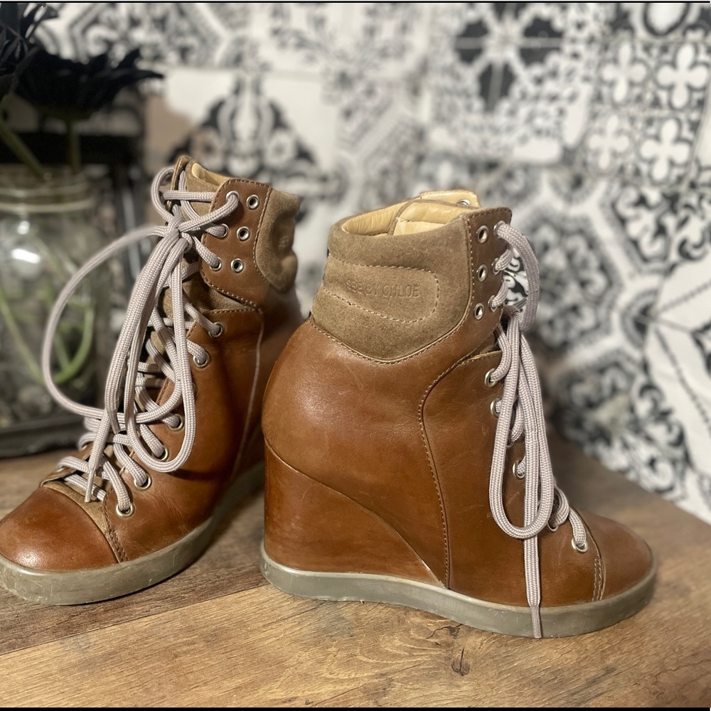 SEE BY CHLOE LEATHER WEDGE SNEAKERS SIZE 35